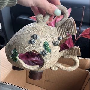 Magnetic fish tank ornament